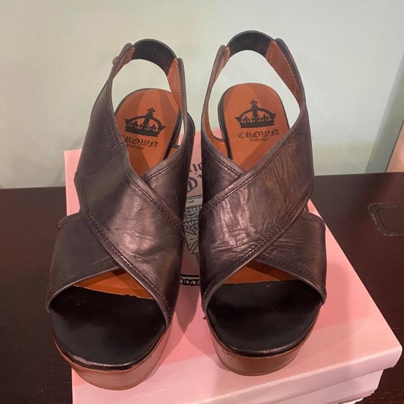 CROWN VINTAGE Black leather Wedge Slip On Open Toe - Picture 5 of 11